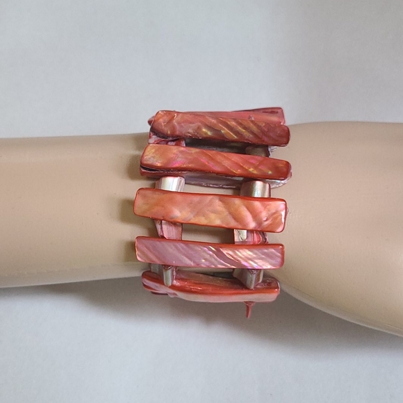 💥4/$20 ABALONE Pink Colored Stretch Bracelet - Picture 9 of 9